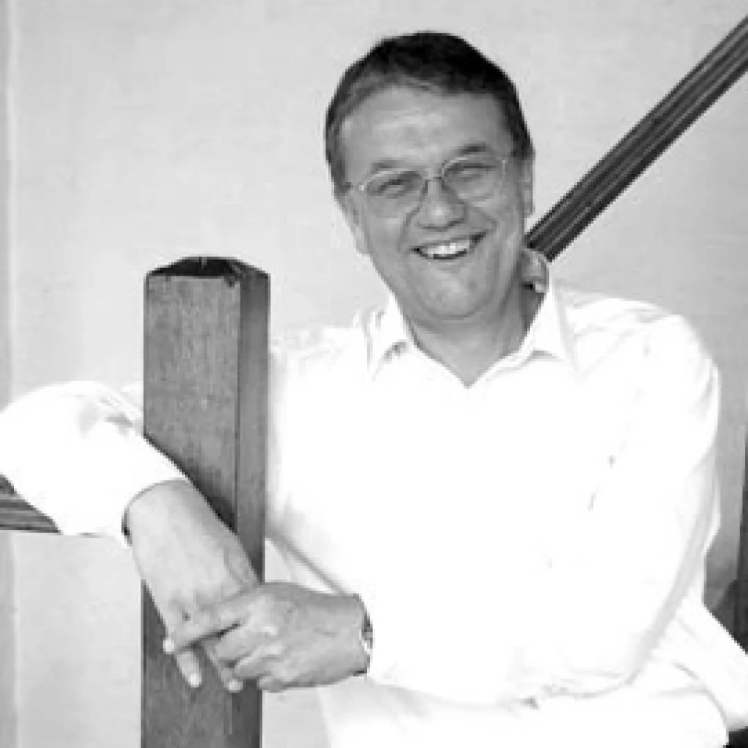 Simon laurie